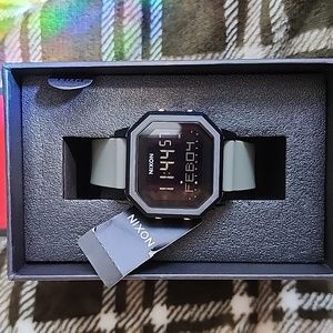 Nixon Siren SS watch